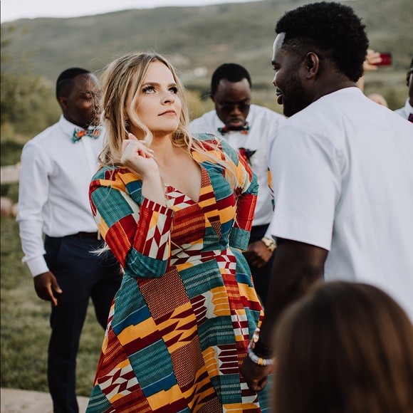 Meet your posher, Madi - Picture 3 of 4